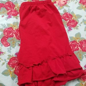 NWOT red ruffle shorties bottoms sz4